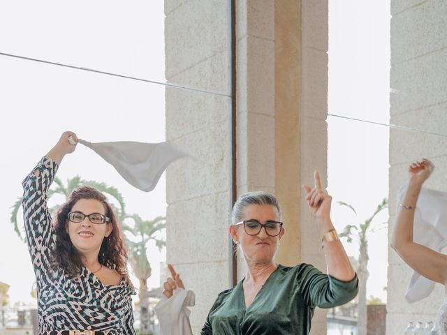 La boda de Maria Jose y Kiko en Benidorm, Alicante 634