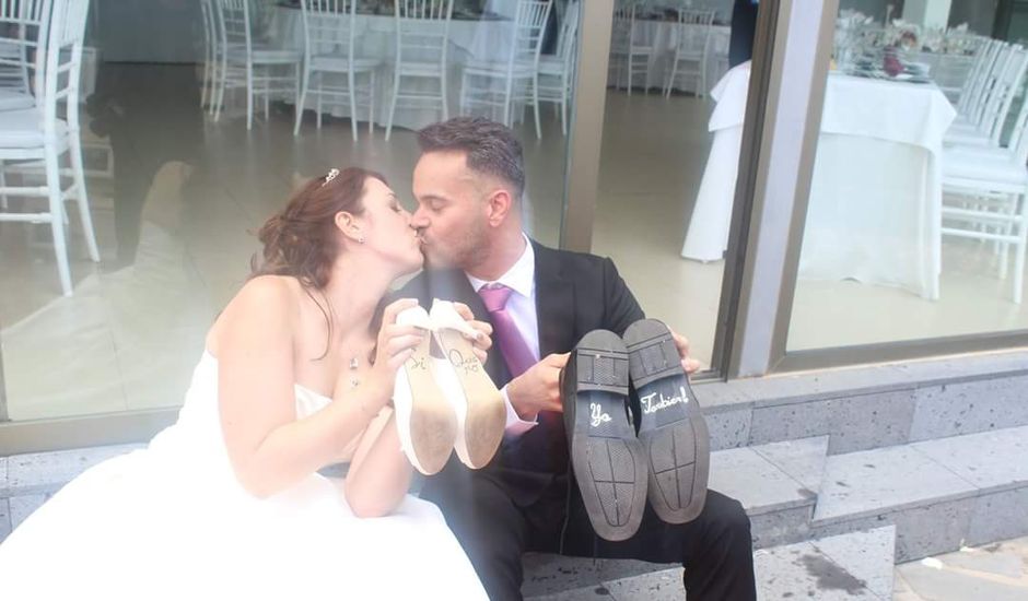 La boda de Jonathan y Elisabet en Candelaria, Santa Cruz de Tenerife