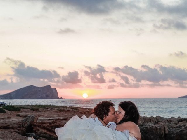La boda de Paco y Conchi en Cala Conta, Islas Baleares 2