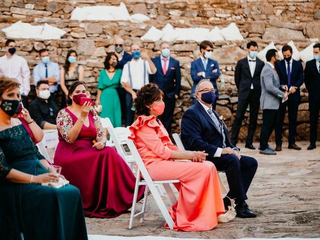 La boda de Raúl y Almudena en Puebla De Sancho Perez, Badajoz 50