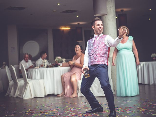 La boda de Víctor y Inma en La Linea De La Concepcion, Cádiz 26