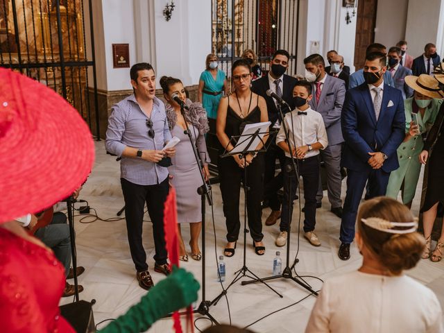 La boda de José Alberto y Fátima en Lepe, Huelva 63