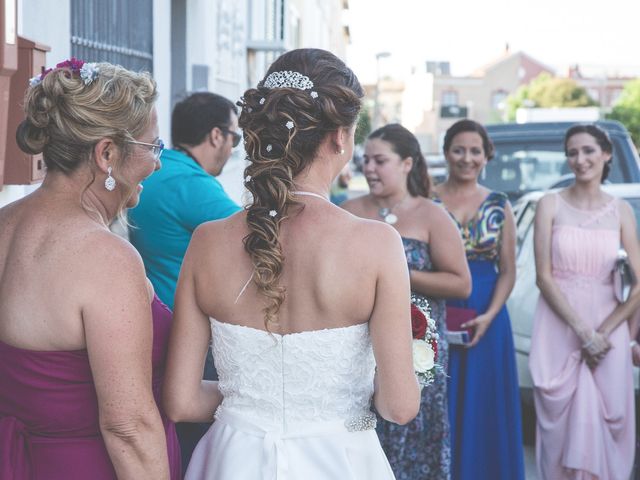 La boda de Juan Antonio y Carolina en La Algaba, Sevilla 12