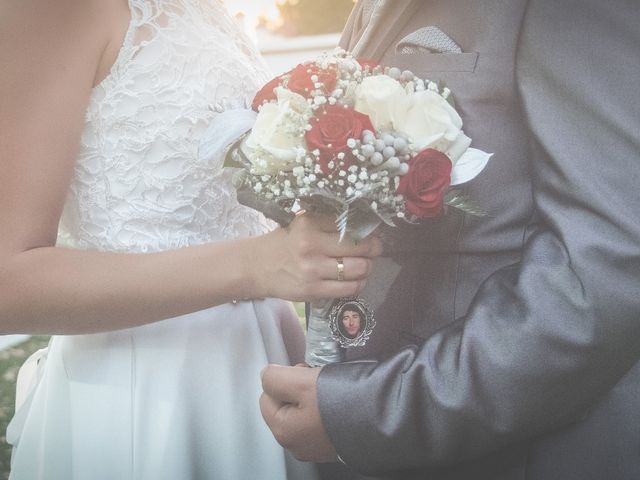 La boda de Juan Antonio y Carolina en La Algaba, Sevilla 13