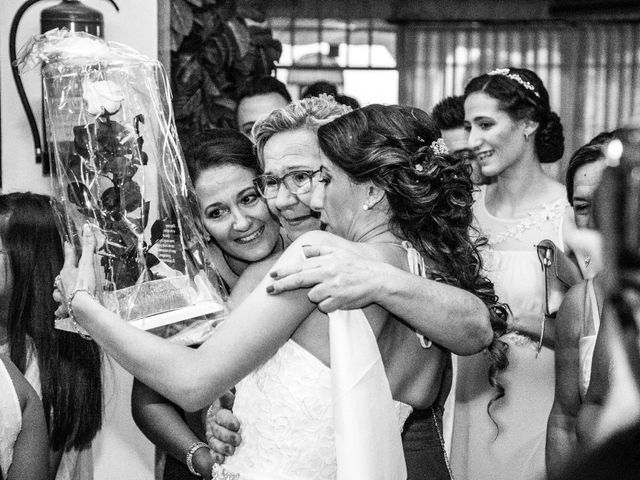 La boda de Juan Antonio y Carolina en La Algaba, Sevilla 20