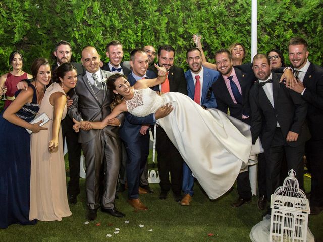 La boda de Juan Antonio y Carolina en La Algaba, Sevilla 32