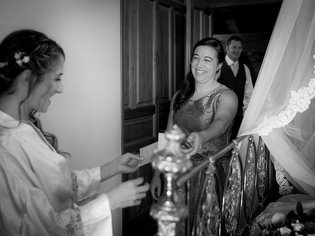 La boda de Rafael y Aurora en Torrecaballeros, Segovia 48