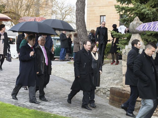 La boda de Oscar y Cristina en Santa Gadea Del Cid, Burgos 54