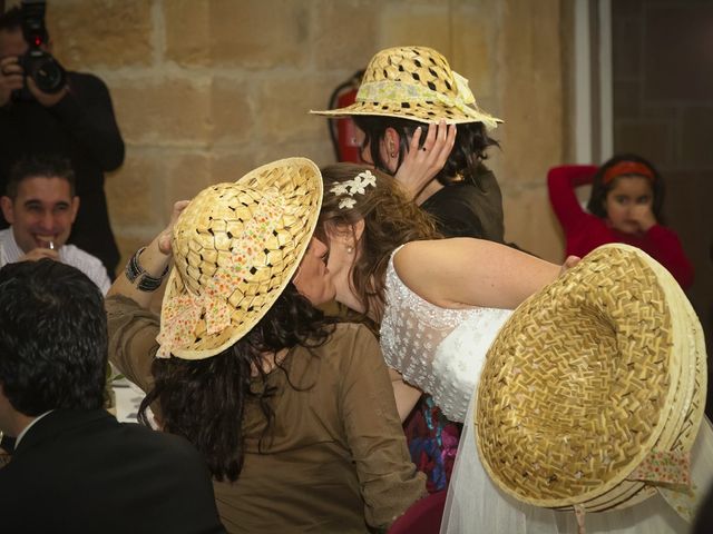 La boda de Oscar y Cristina en Santa Gadea Del Cid, Burgos 143