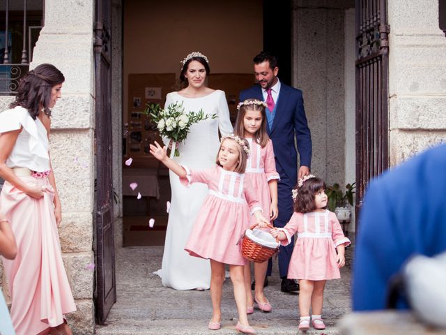 La boda de Luismi y Natalia en Collado Villalba, Madrid 33