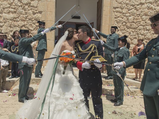 La boda de Ismael y Rocío en Casas De Los Pinos, Cuenca 25