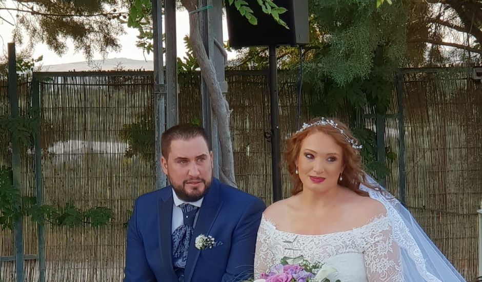 La boda de Carlos y Sarai en Zafra, Badajoz