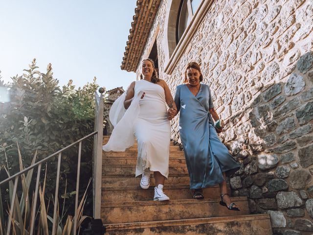 La boda de Aurelija y Laura en Besalu, Girona 38