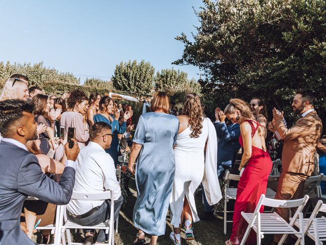 La boda de Aurelija y Laura en Besalu, Girona 40