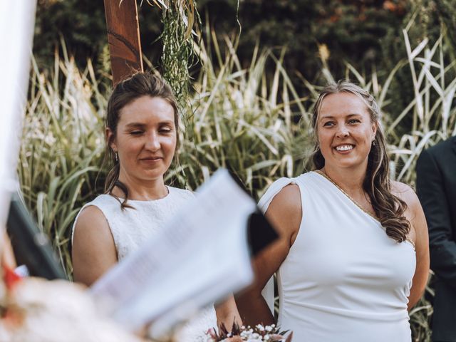 La boda de Aurelija y Laura en Besalu, Girona 43