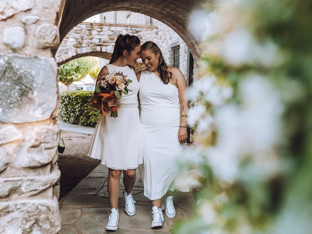 La boda de Aurelija y Laura en Besalu, Girona 55