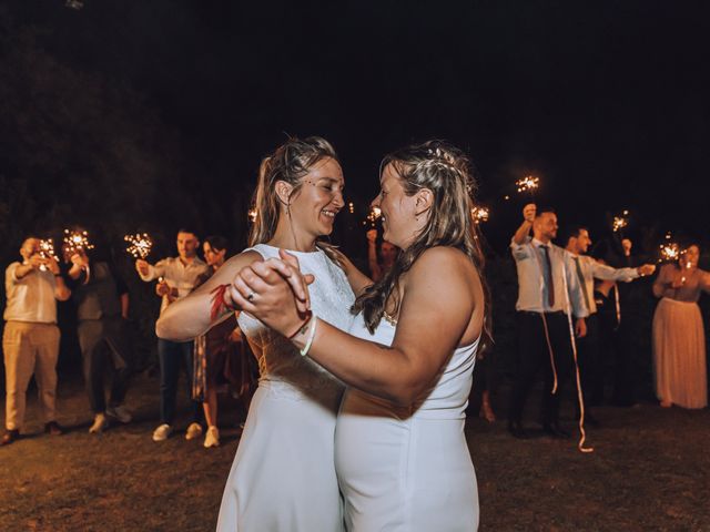 La boda de Aurelija y Laura en Besalu, Girona 104