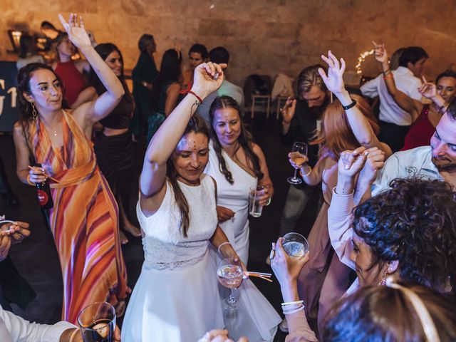 La boda de Aurelija y Laura en Besalu, Girona 108