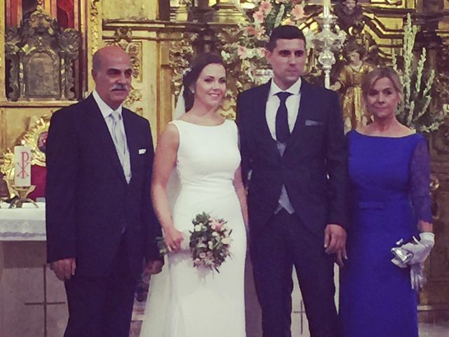La boda de Jose Mari y Virginia en Chiclana De La Frontera, Cádiz 14