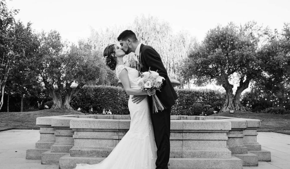 La boda de Alejandro y Raquel en Madrid, Madrid
