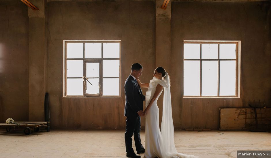 La boda de Víctor y Elena en Otero De Herreros, Segovia