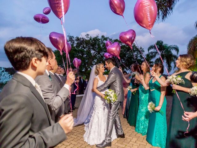 La boda de Ricardo y Andeia en Oviedo, Asturias 22