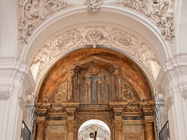 La boda de Natividad y Rafael en Lora Del Rio, Sevilla 16