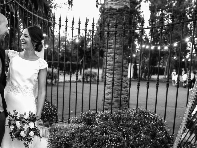 La boda de Natividad y Rafael en Lora Del Rio, Sevilla 25