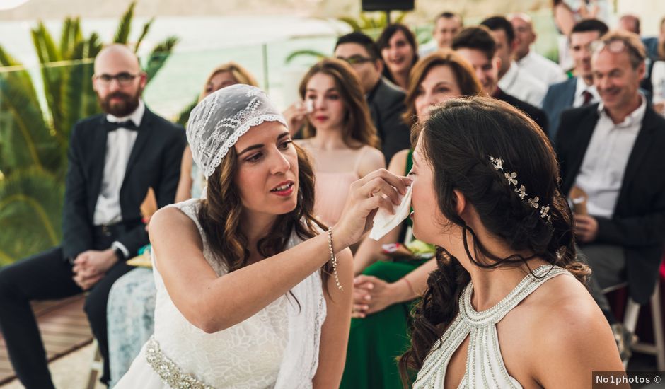 La boda de Nereida y Eva en Calp/calpe, Alicante