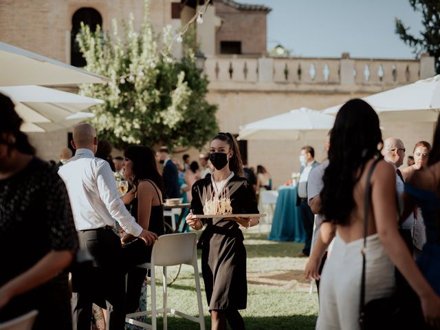 La boda de Elena y Sofía en Fuente Vaqueros, Granada 94