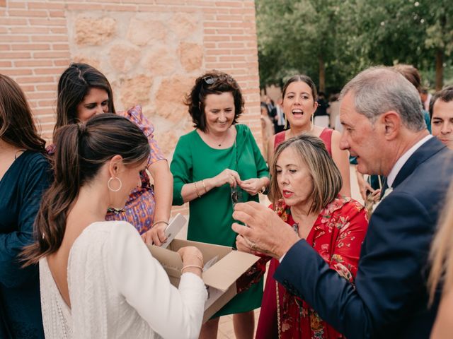 La boda de Antonio y Mariate en Argamasilla De Alba, Ciudad Real 112
