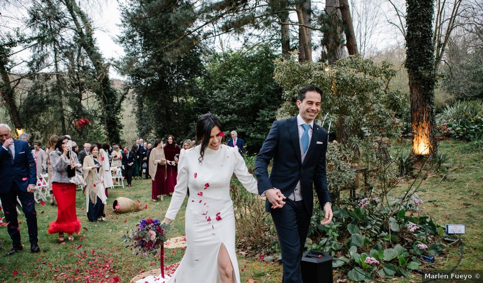 La boda de Diego y Raquel en Villabona (Llanera), Asturias