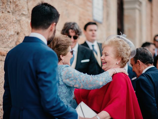 La boda de Carlos y Elena en Caracuel De Calatrava, Ciudad Real 50