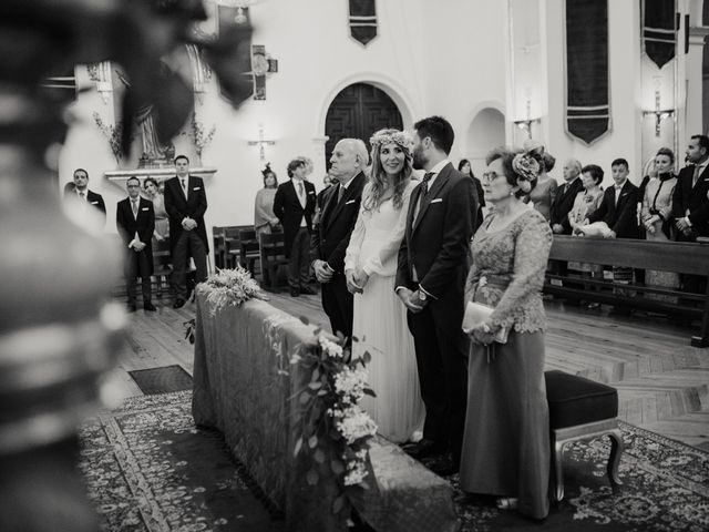 La boda de Carlos y Elena en Caracuel De Calatrava, Ciudad Real 62