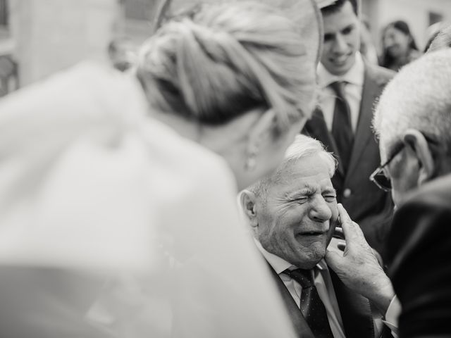 La boda de Carlos y Elena en Caracuel De Calatrava, Ciudad Real 88