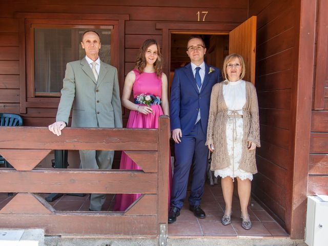 La boda de Adrián y Patricia en Morillo De Tou, Huesca 3