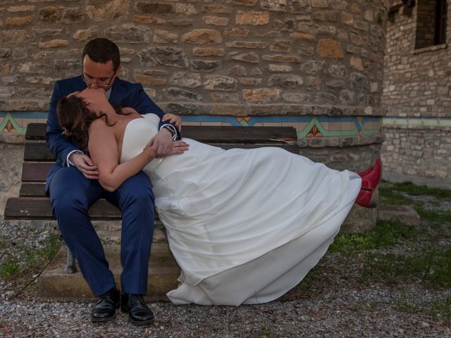 La boda de Adrián y Patricia en Morillo De Tou, Huesca 18