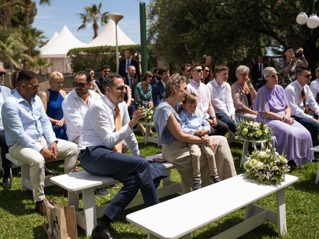 La boda de Daniel y Anouk en La/villajoyosa Vila Joiosa, Alicante 23