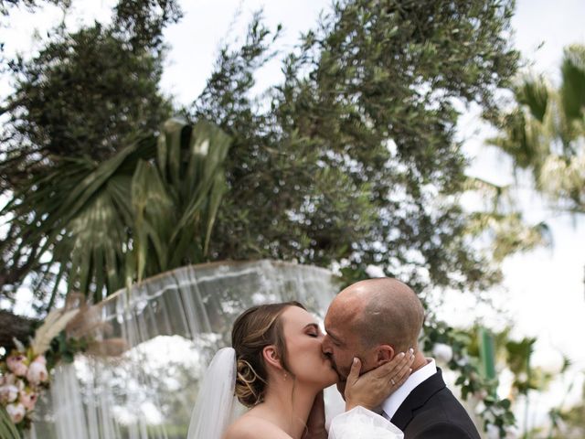 La boda de Daniel y Anouk en La/villajoyosa Vila Joiosa, Alicante 26