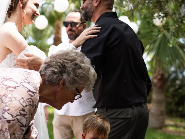 La boda de Daniel y Anouk en La/villajoyosa Vila Joiosa, Alicante 36