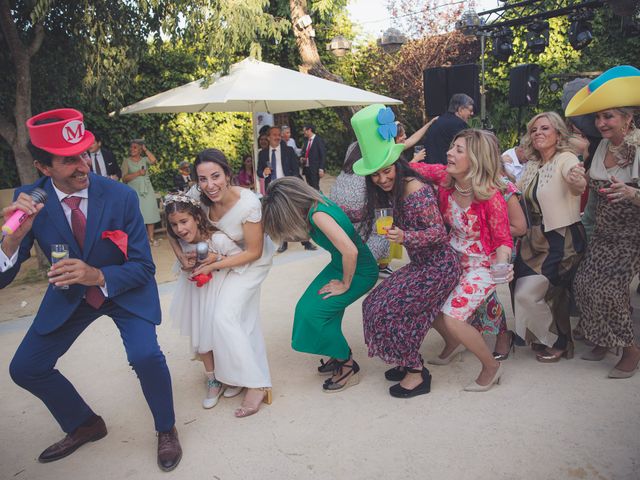 La boda de Fer y Bea en Sevilla, Sevilla 76