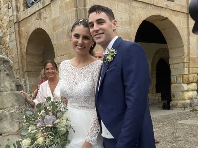 La boda de Carlos y María en Santillana Del Mar, Cantabria 1
