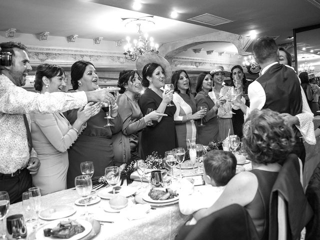 La boda de Mª Angeles y Luis en Castro Del Rio, Córdoba 55