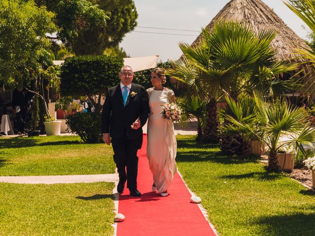 La boda de Ricardo y Lucía en Mutxamel, Alicante 22