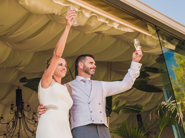 La boda de Ricardo y Lucía en Mutxamel, Alicante 44