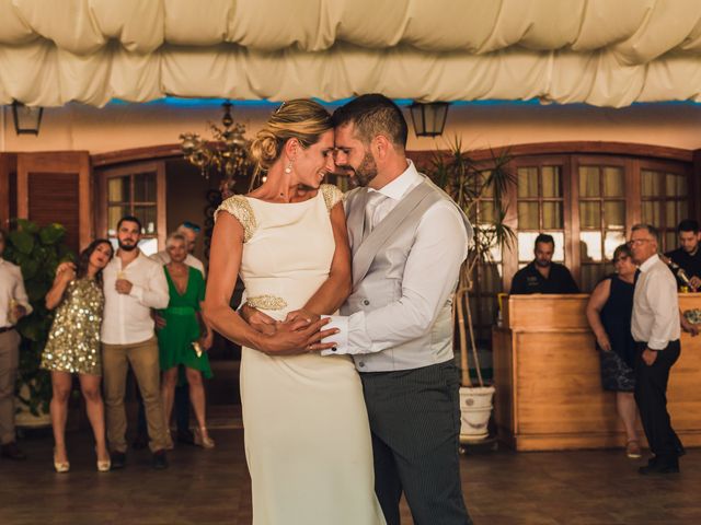 La boda de Ricardo y Lucía en Mutxamel, Alicante 49