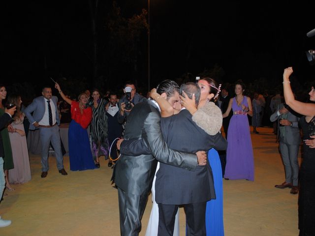 La boda de Javier y Elis en La Puebla Del Rio, Sevilla 5