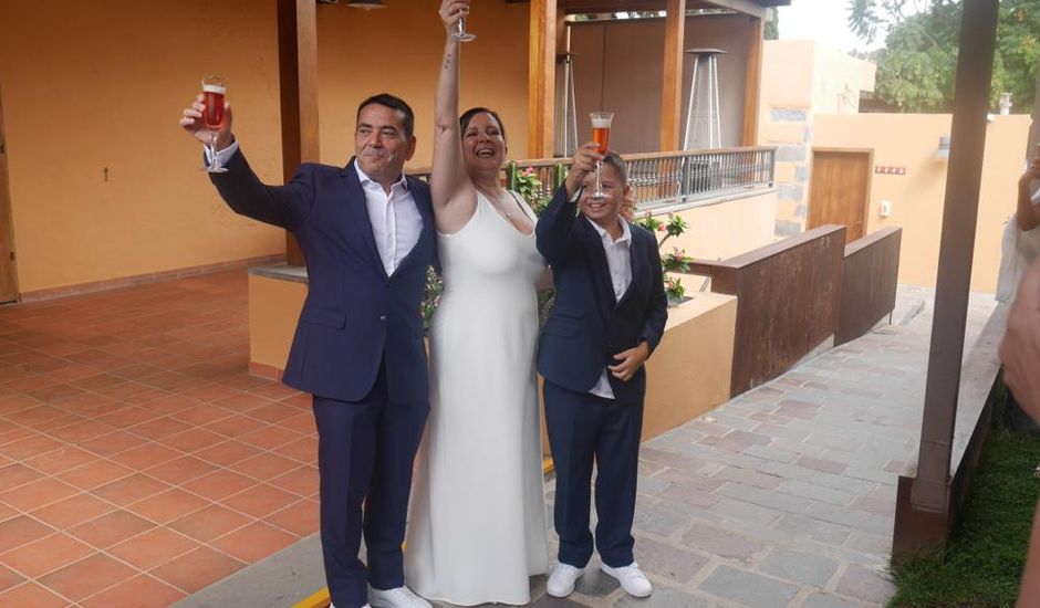 La boda de Juan Carlos  y Idaira en Las Palmas De Gran Canaria, Las Palmas