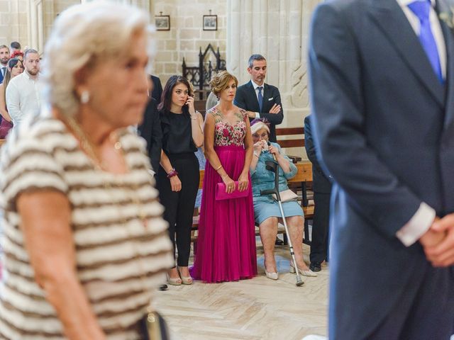 La boda de Adrian y Carolina en Jerez De La Frontera, Cádiz 62