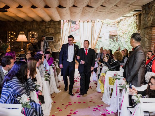 La boda de Chus y Pere en Vilanova Del Valles, Barcelona 31